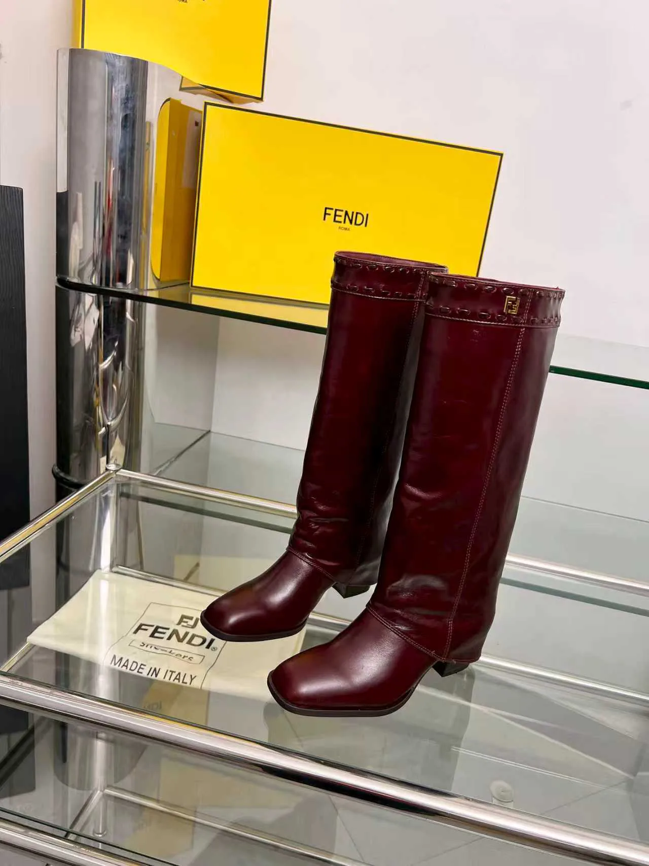 Сапоги Женские Fendi 18104318