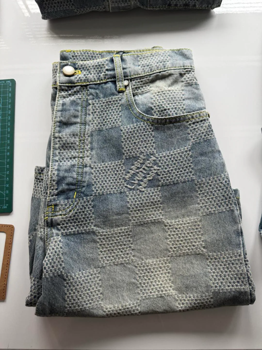 Шорты Мужские Louis Vuitton 13187759
