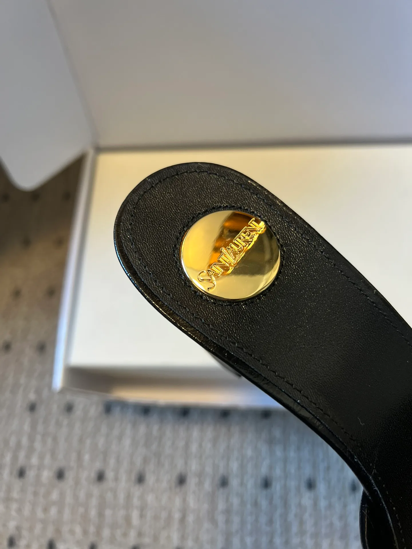 Босоножки Женские Saint Laurent 10835411