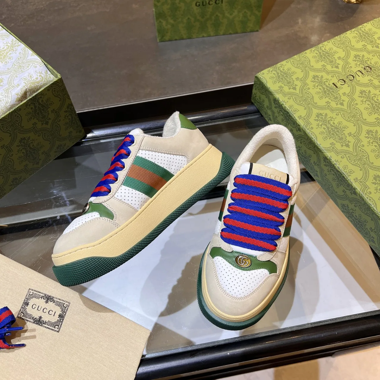 Кроссовки Женские Gucci 17955444