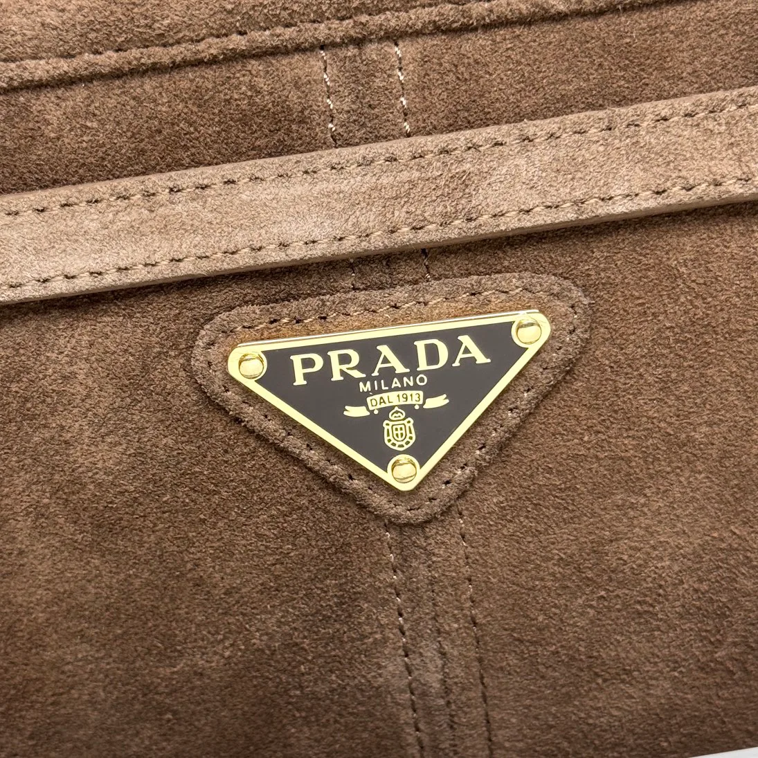 Классические Сумки Женские Prada 10446830
