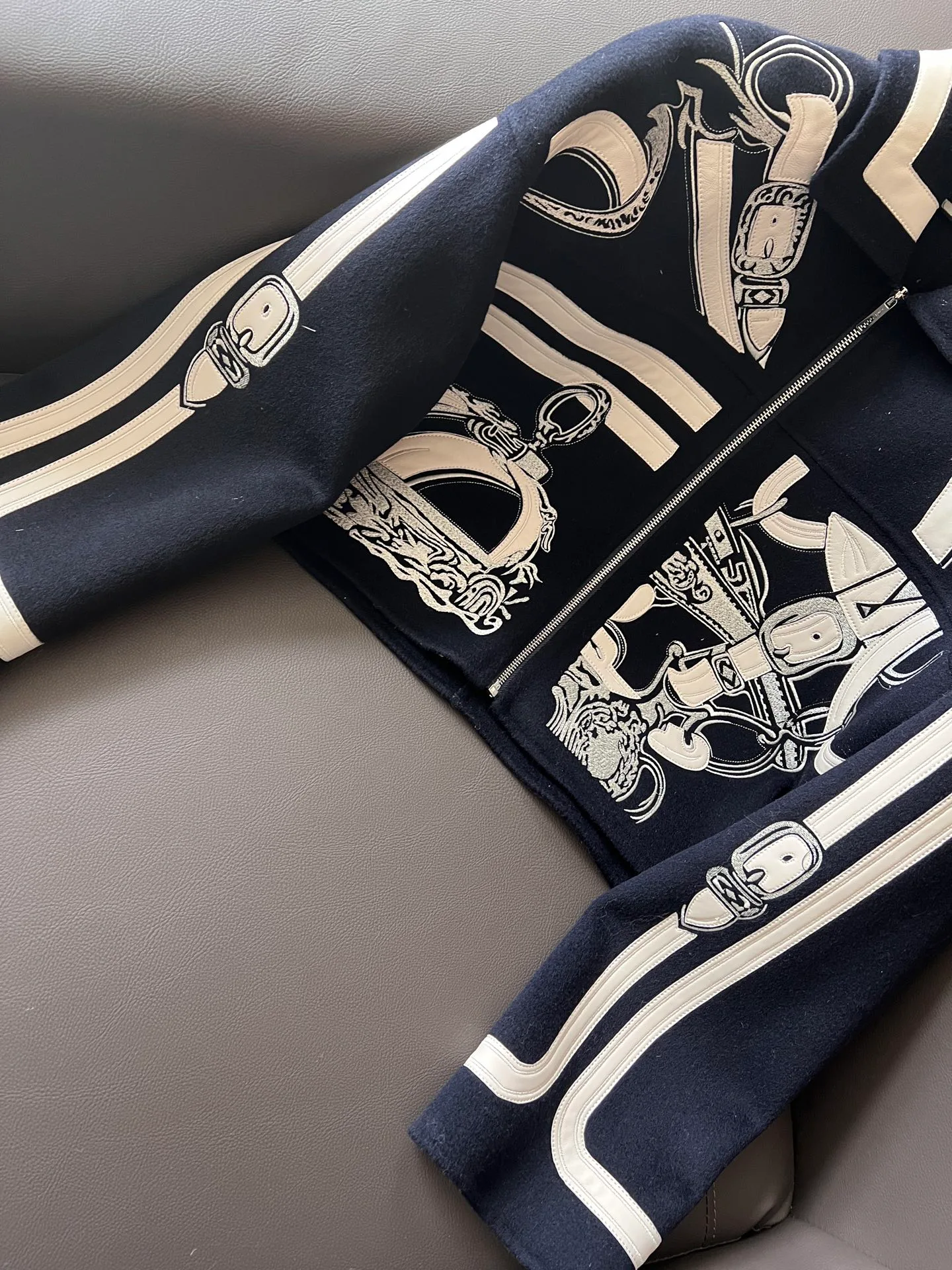 Куртки И Пуховики Женские Hermes 18376271