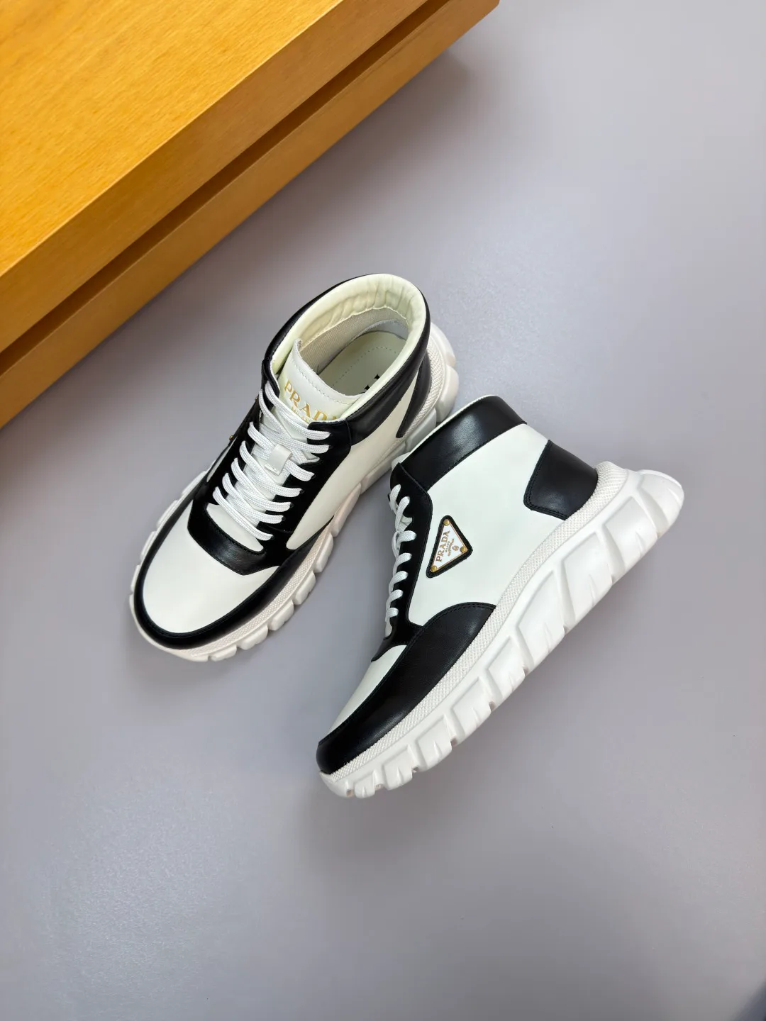 Ботинки Мужские Prada 1560828