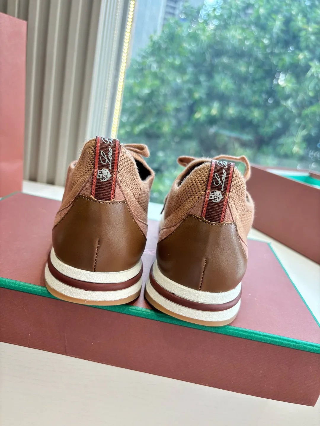 Кроссовки Женские Loro Piana 446177