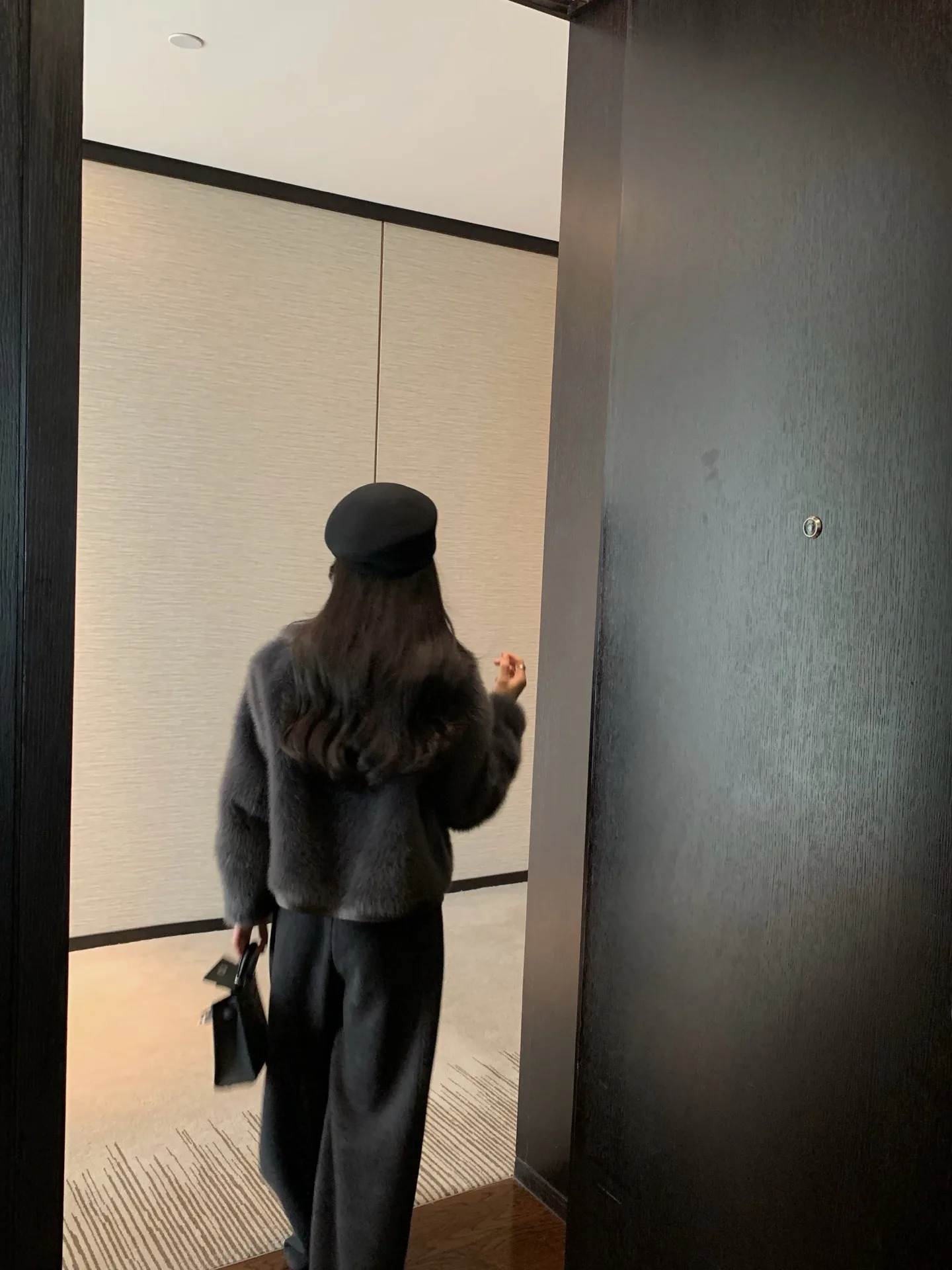 Шубы Женские Miu Miu 836005