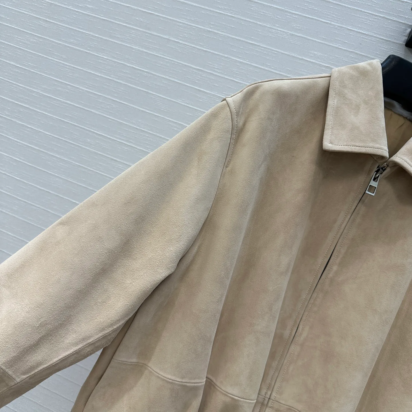 Куртки Женские Louis Vuitton 150075