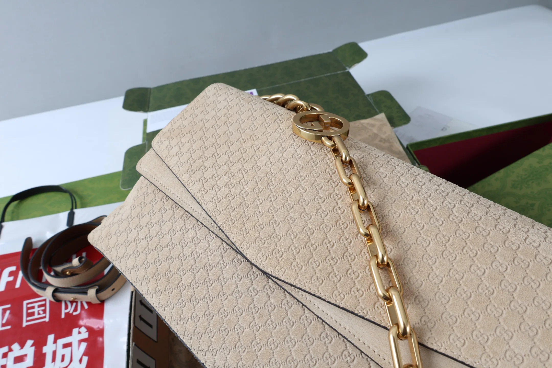 Классические Сумки Женские Gucci 18005078