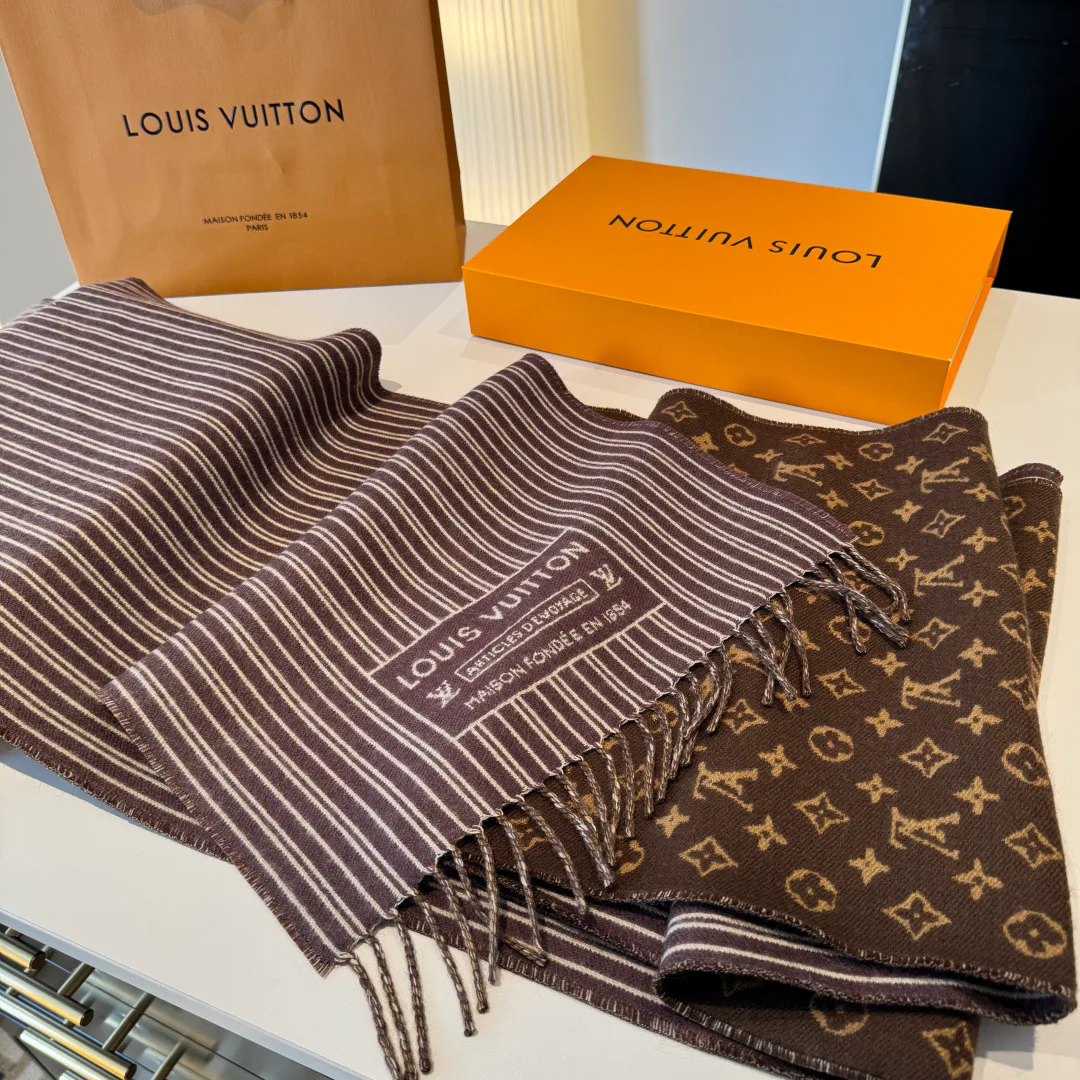 Шарфы Louis Vuitton 824074
