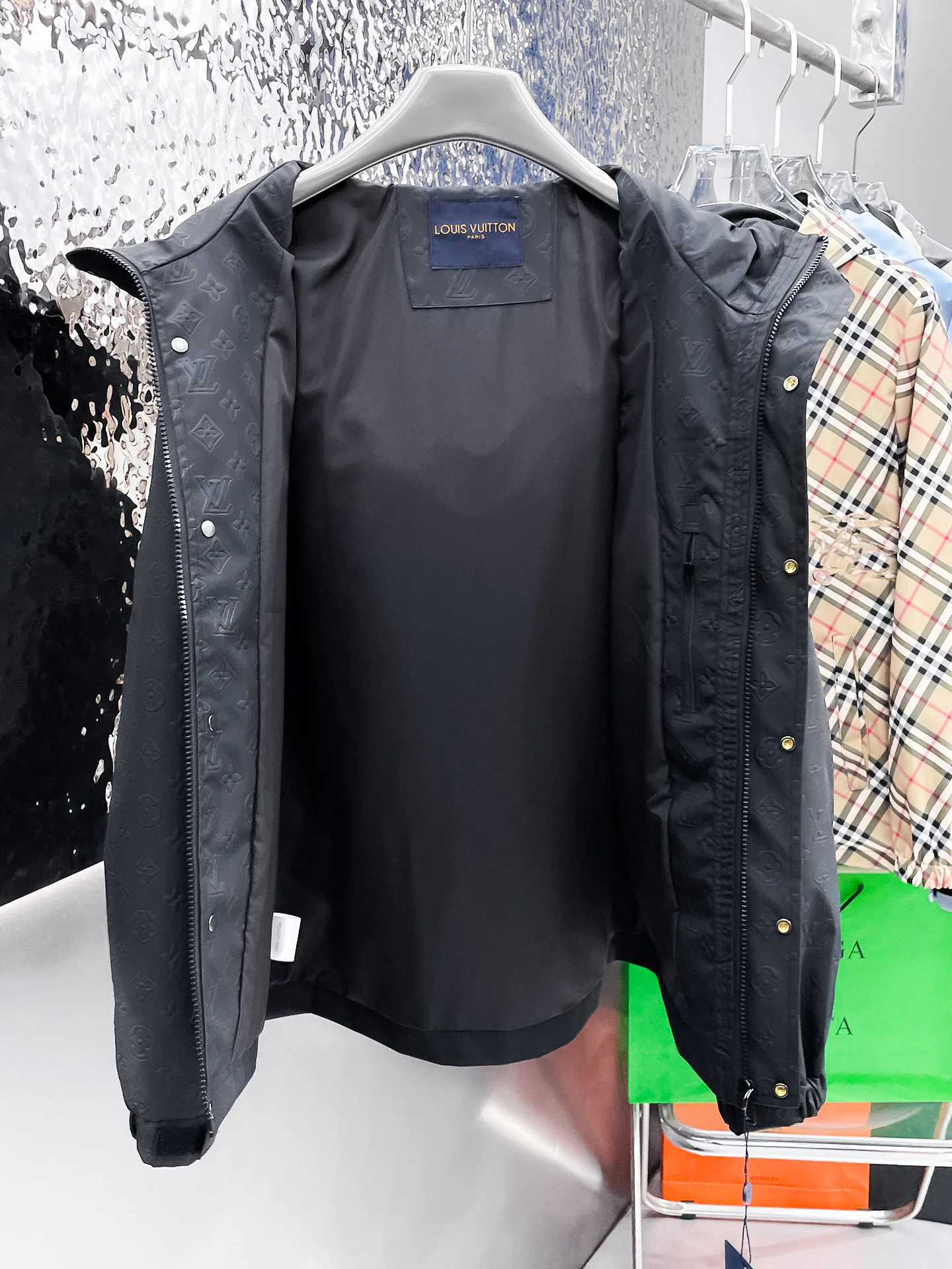 Куртки И Пуховики Мужские Louis Vuitton 9352359