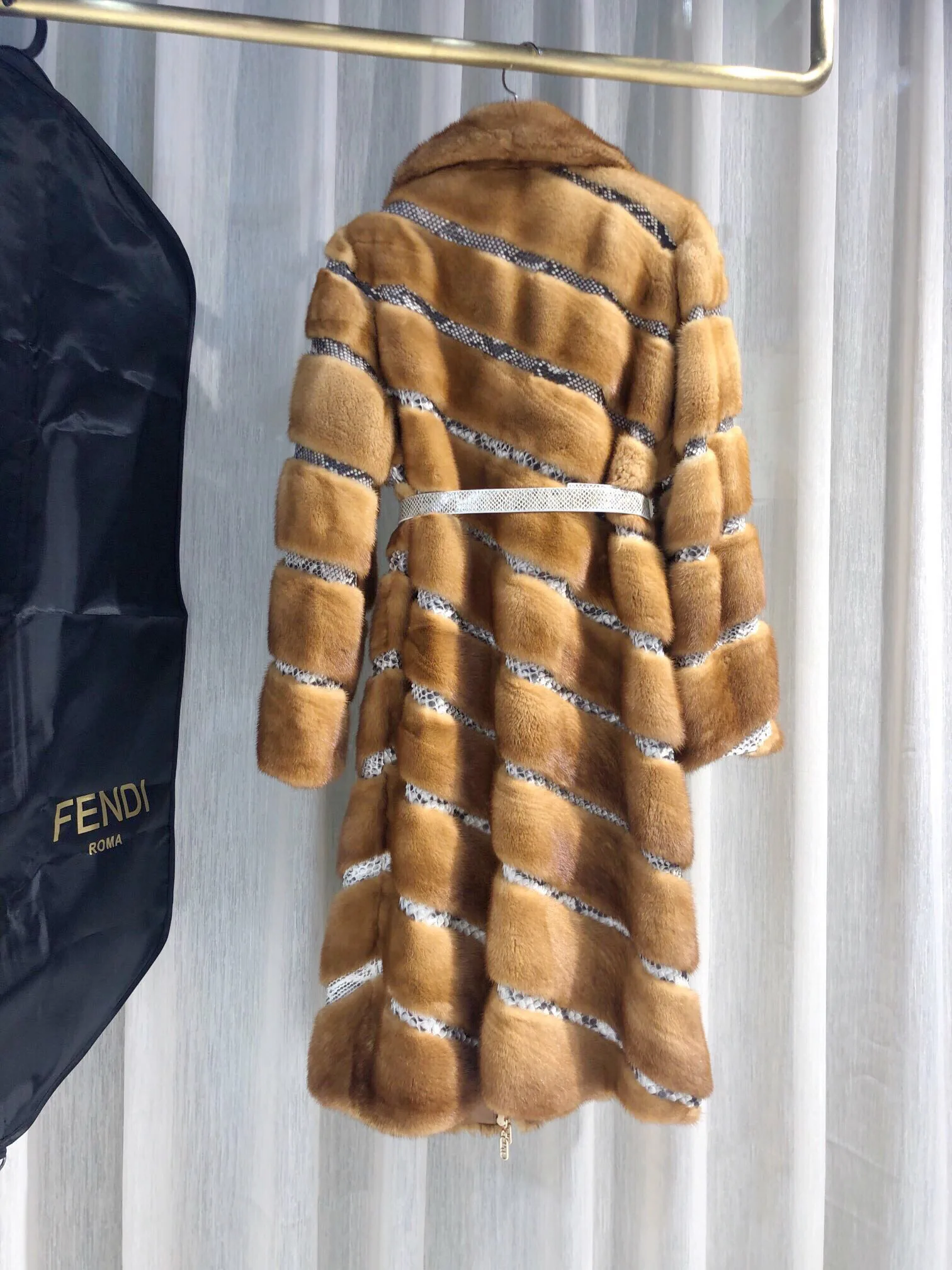 Шубы Женские Fendi 1065880