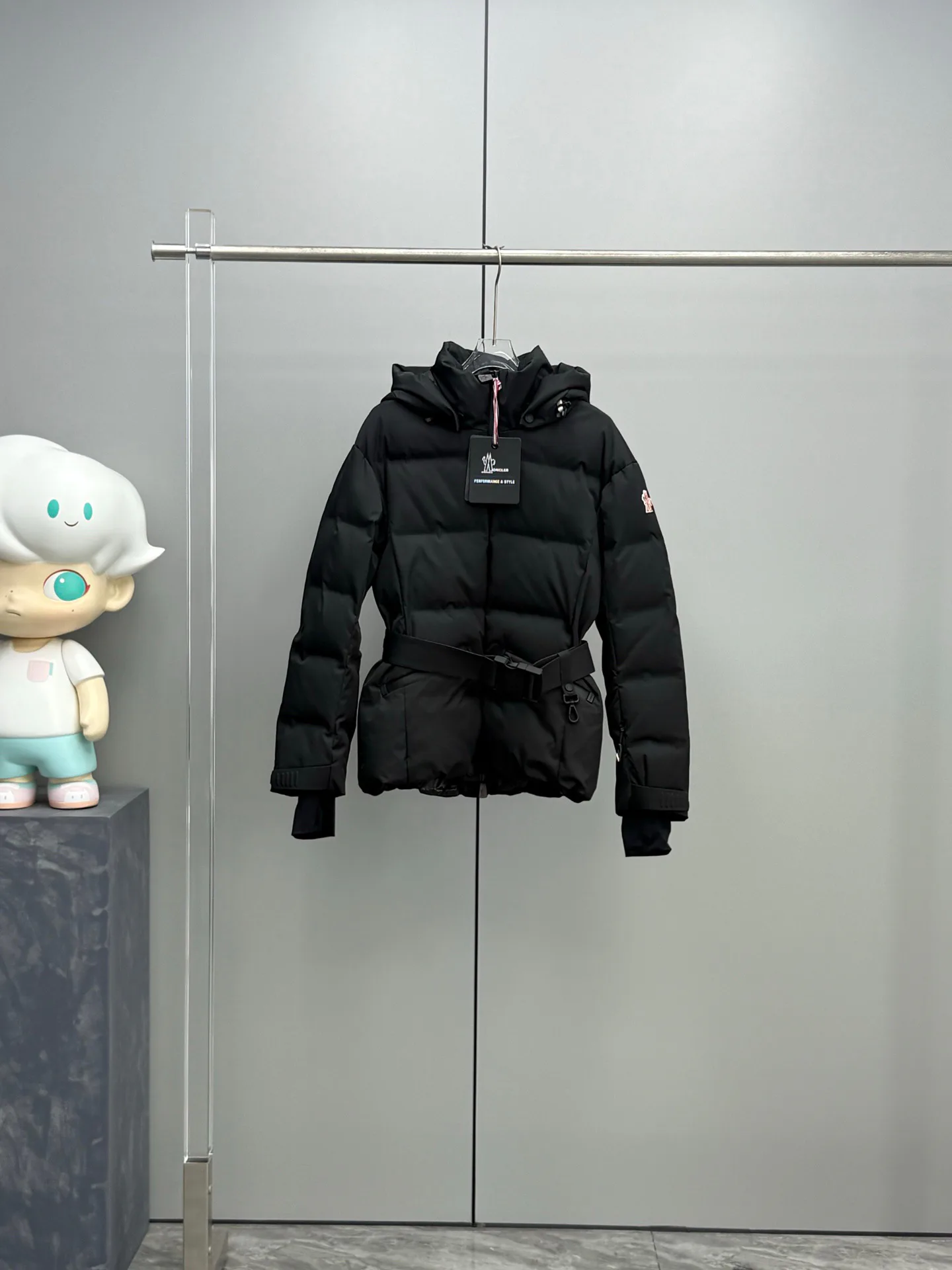 Куртки И Пуховики Женские Moncler 18391721
