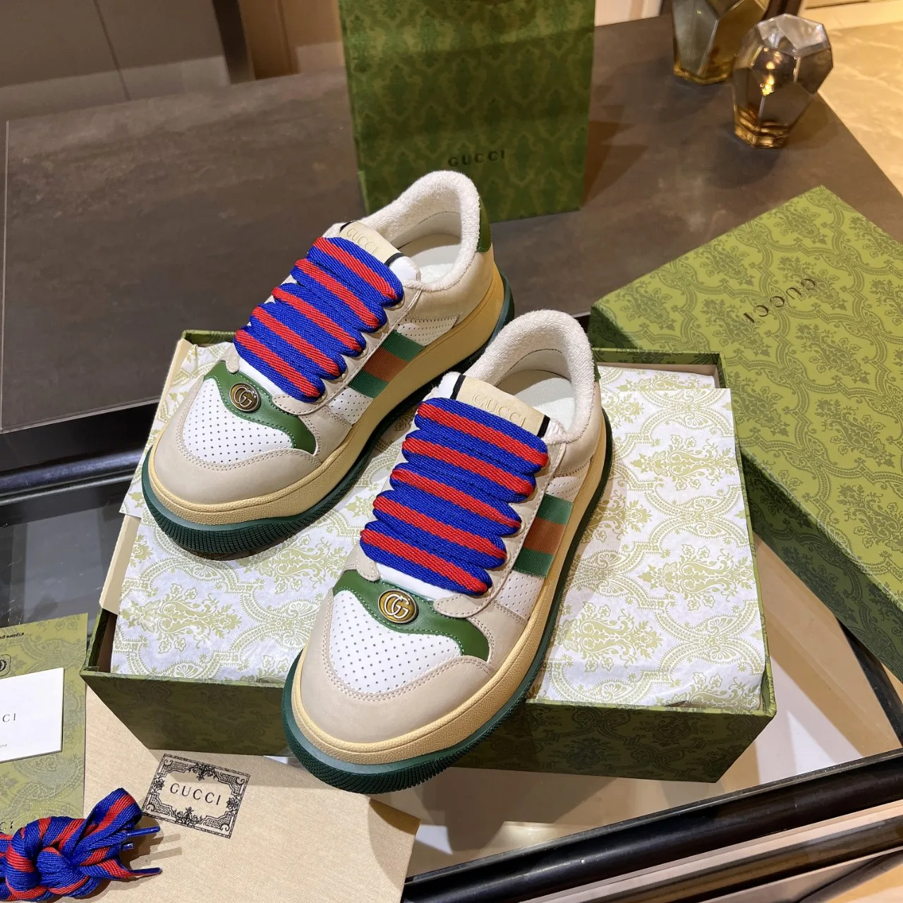 Кроссовки Женские Gucci 17955444