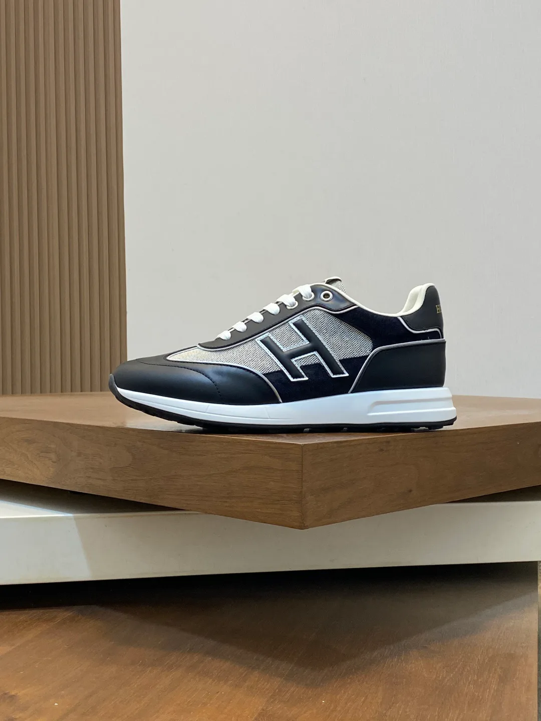 Кроссовки Мужские Hogan 11426318