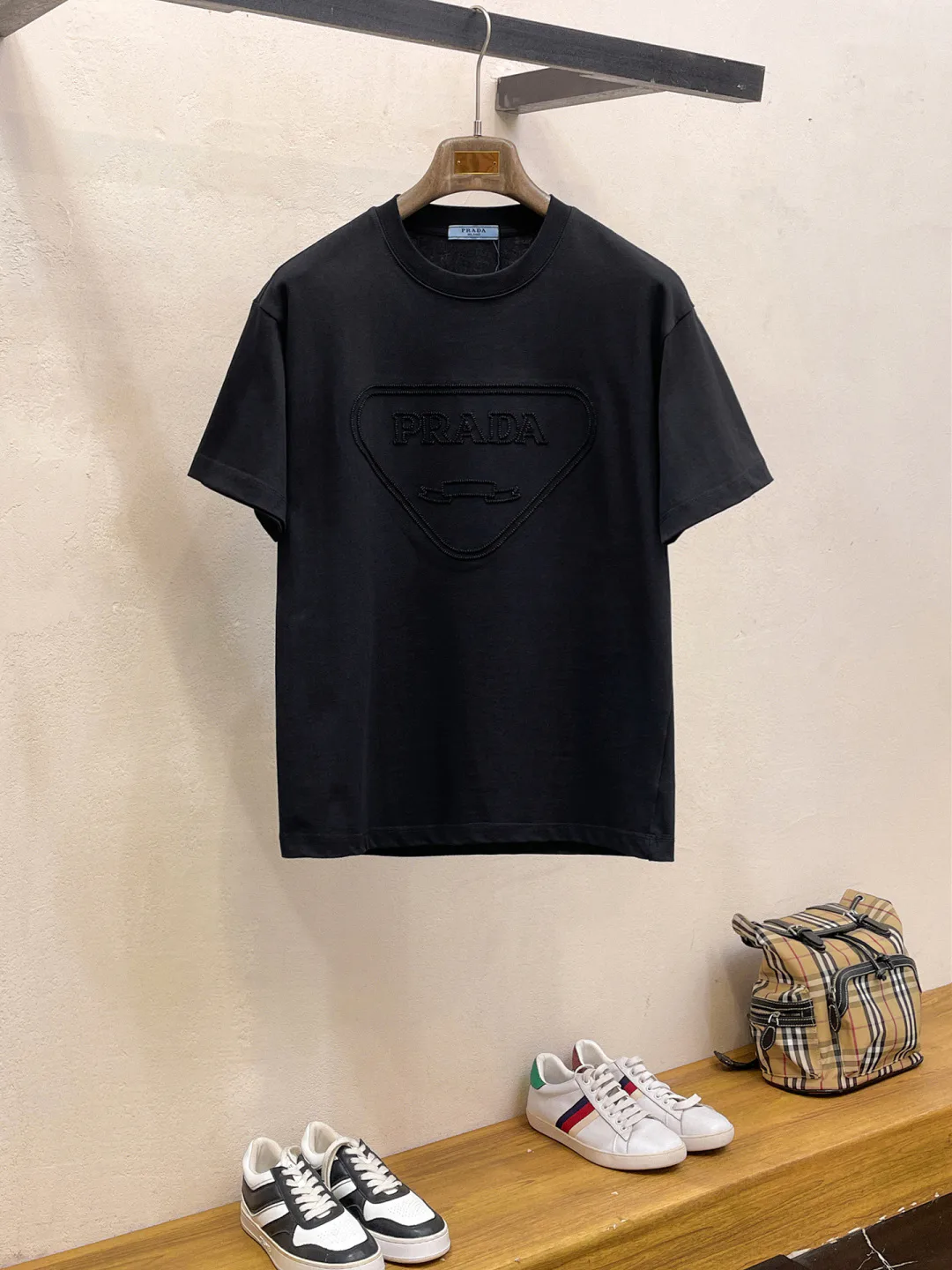 Футболки Женские Prada 13230475