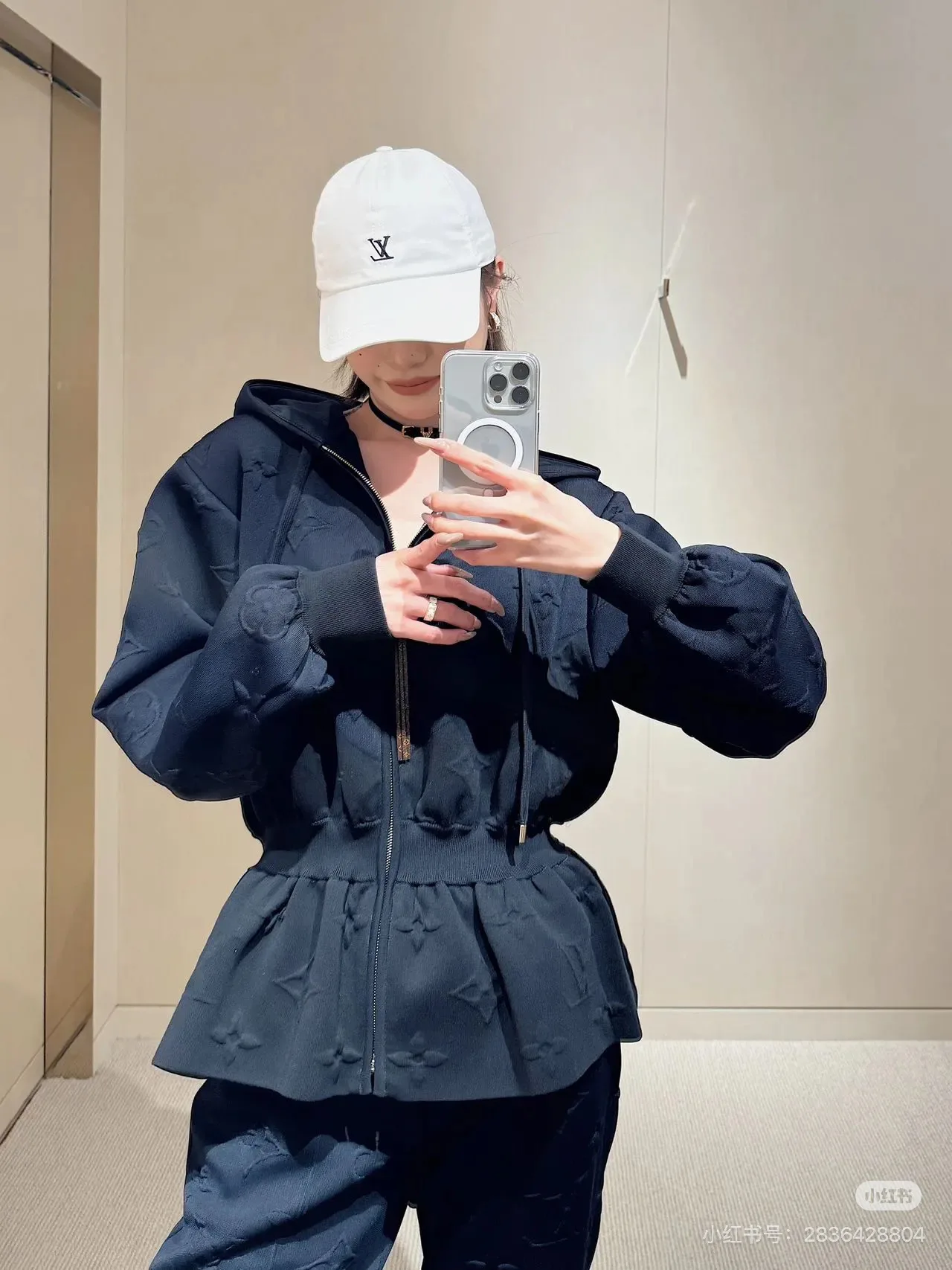 Куртки И Пуховики Женские Louis Vuitton 352512