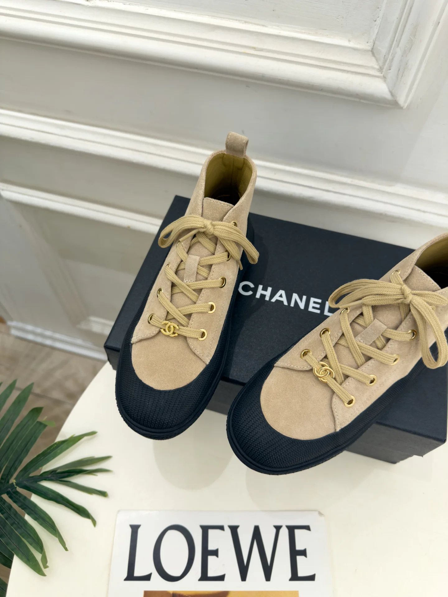 Кроссовки Женские Chanel 18346895