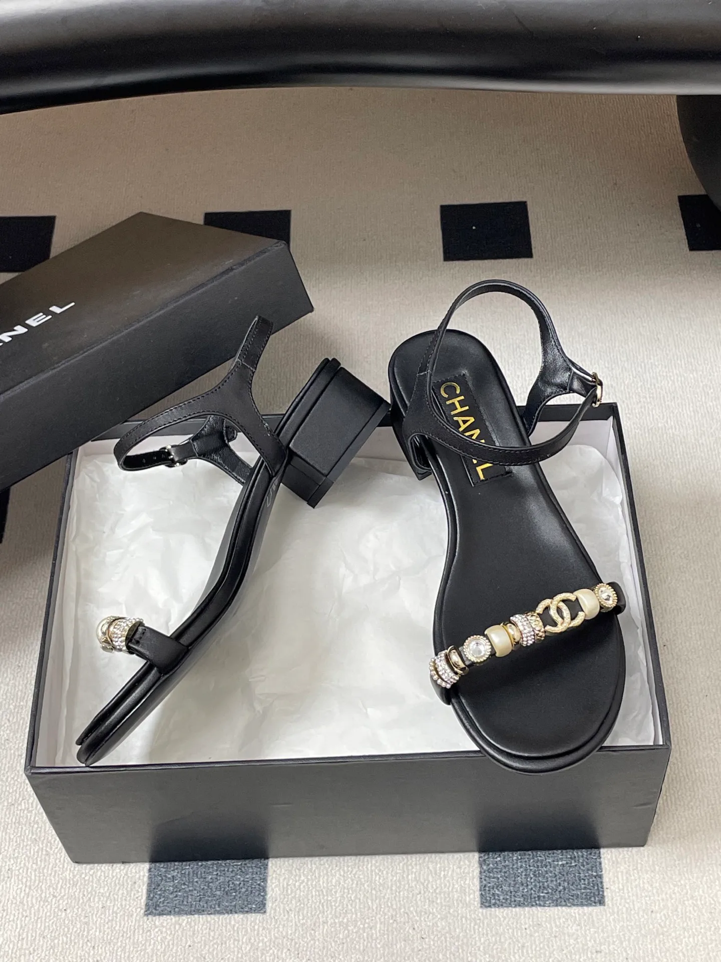 Босоножки Женские Chanel 11886481