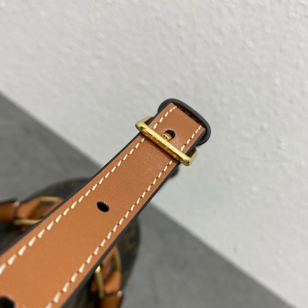 Классические Сумки Женские Celine 17014495