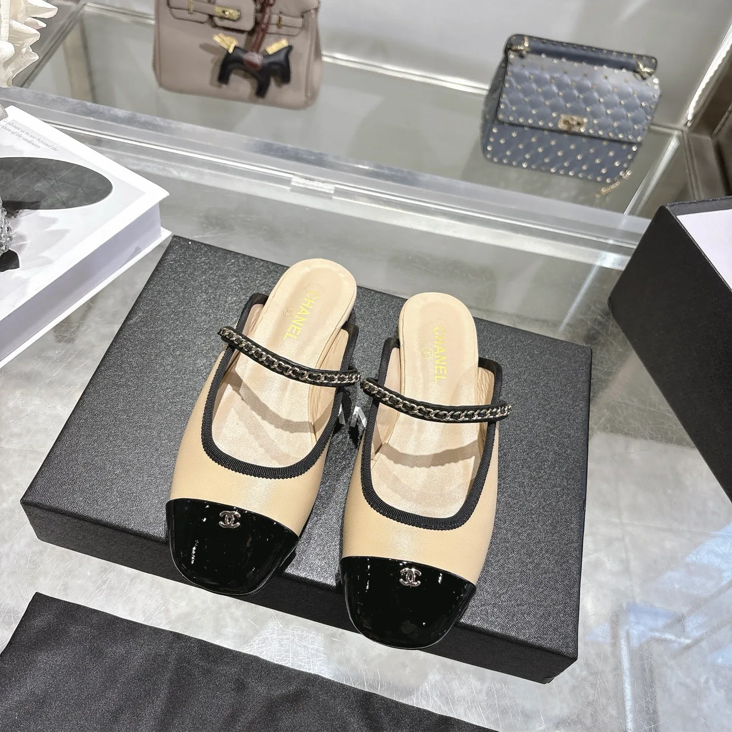 Лоферы И Мокасины Женские Chanel 11602262