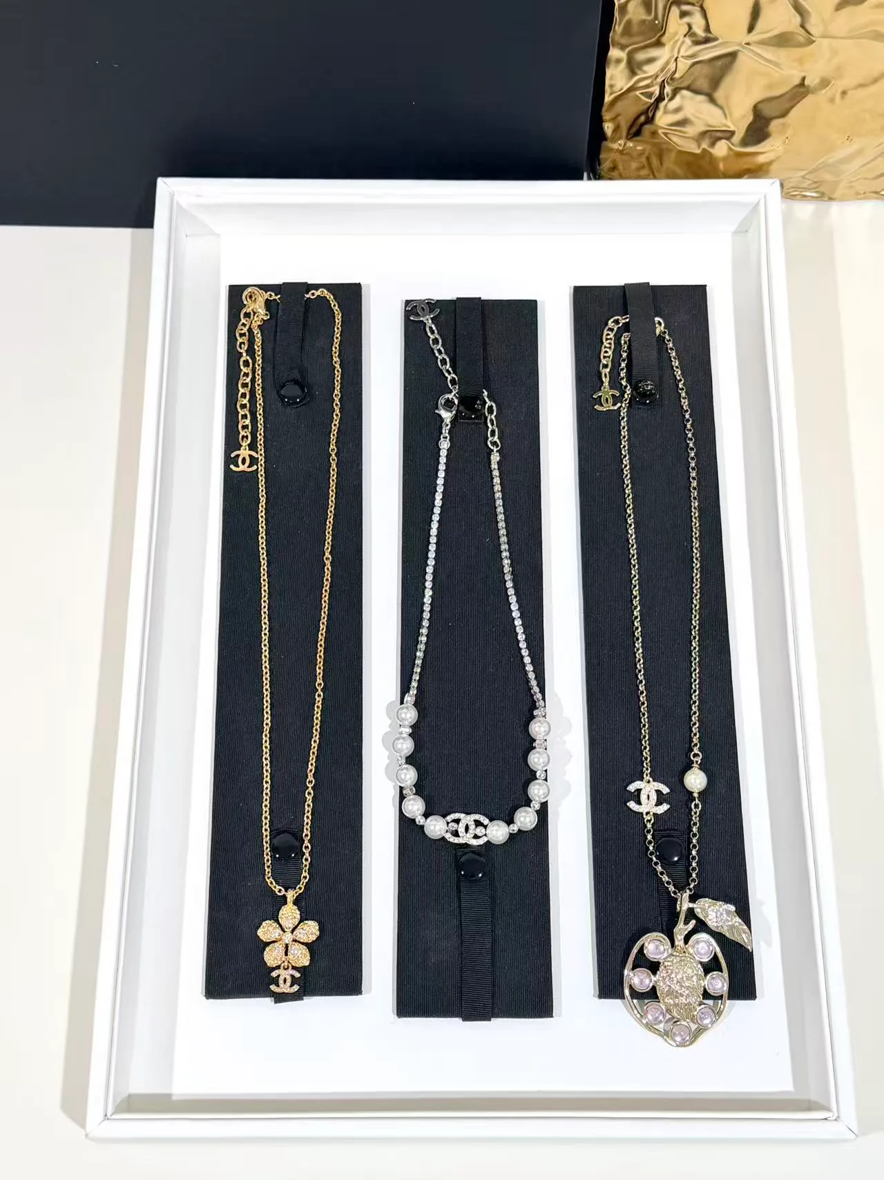 Бижутерия Chanel 18444348