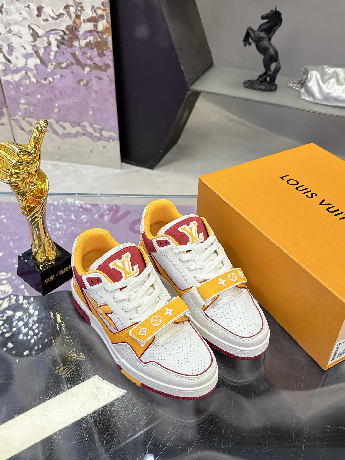 Кроссовки Женские Louis Vuitton 5049220