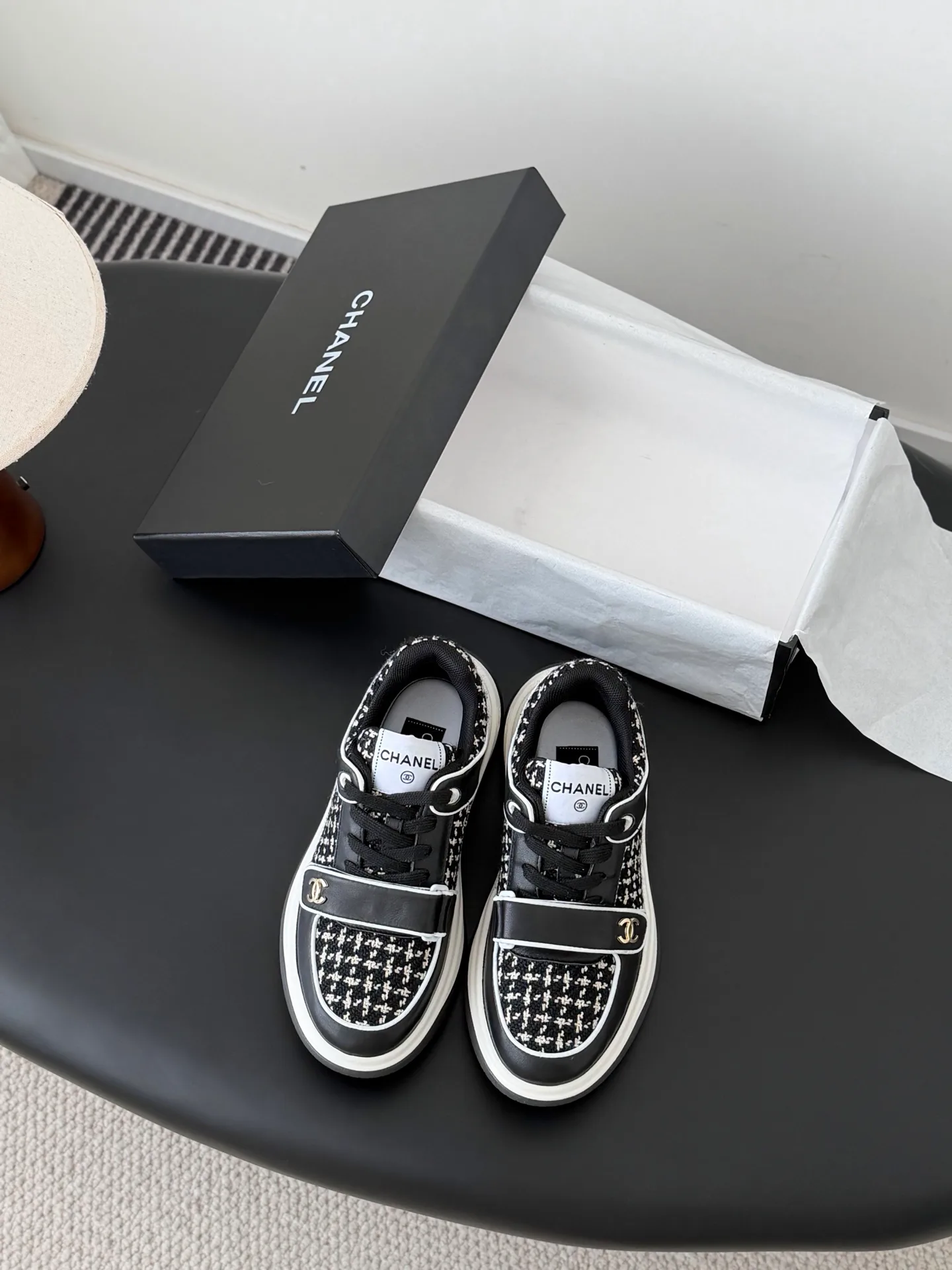 Кроссовки Женские Chanel 11541996