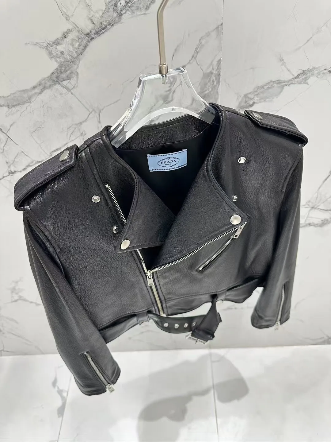 Кожаные Куртки И Дублёнки Женские Prada 13186427