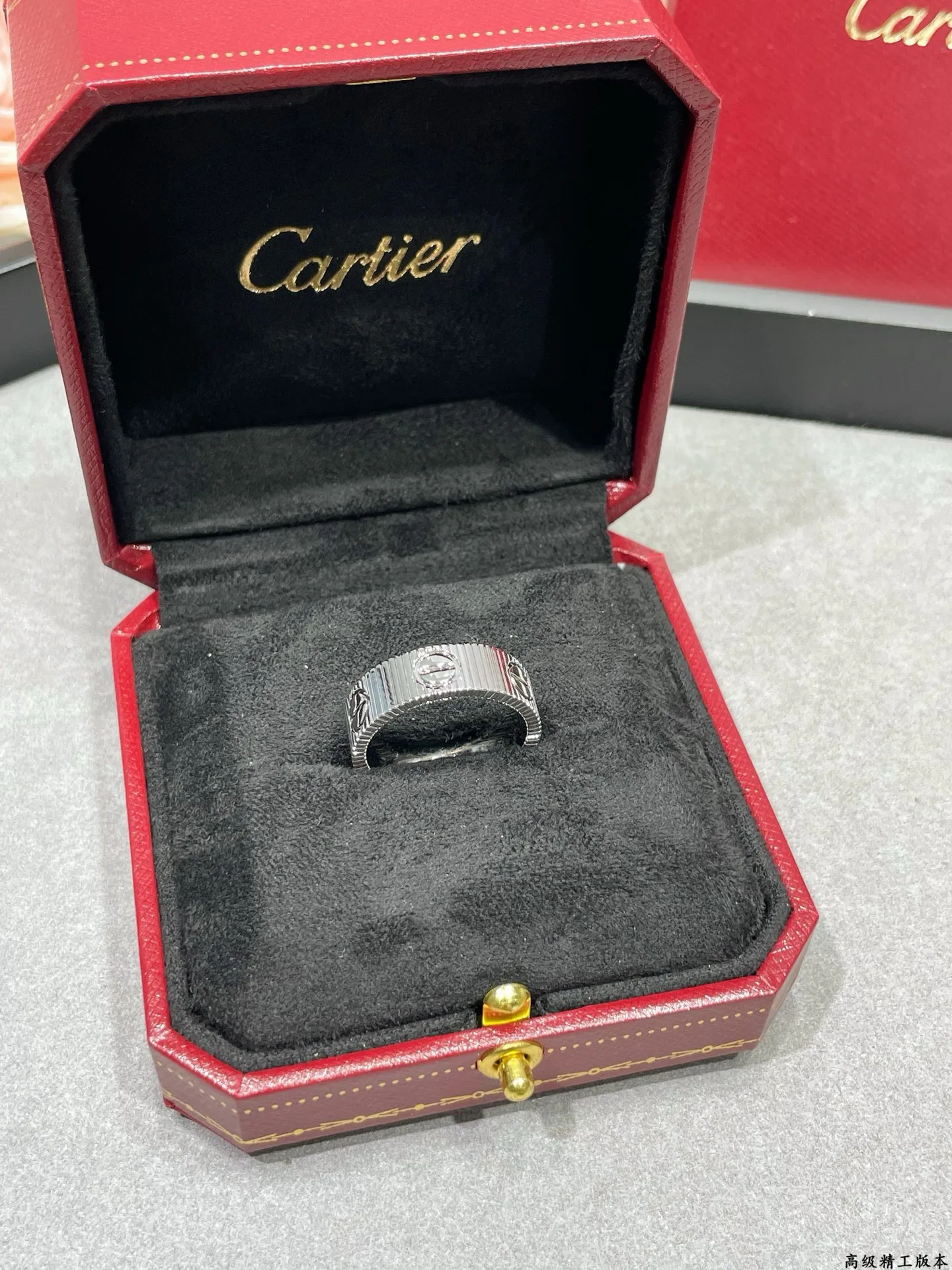 Бижутерия Cartier 260394