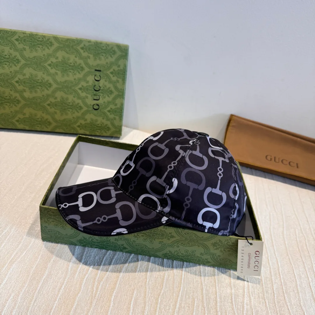 Головные Уборы Gucci 11529715