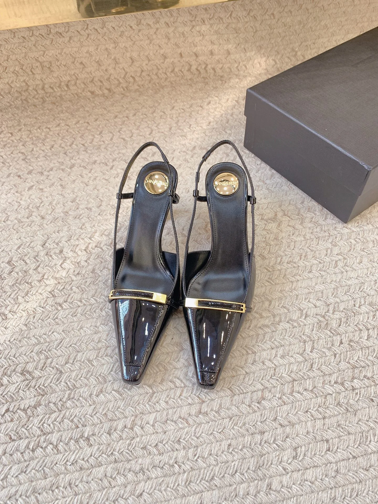 Босоножки Женские Saint Laurent 23866