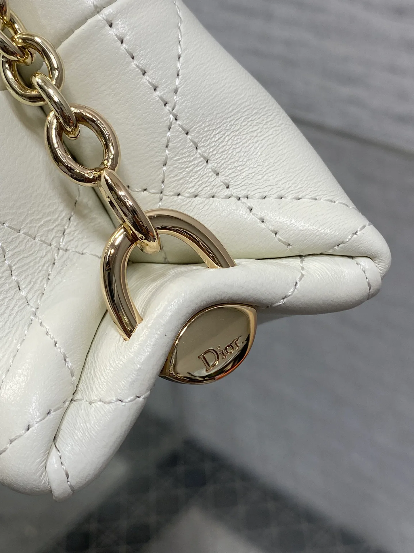 Классические Сумки Женские Christian Dior 12817839