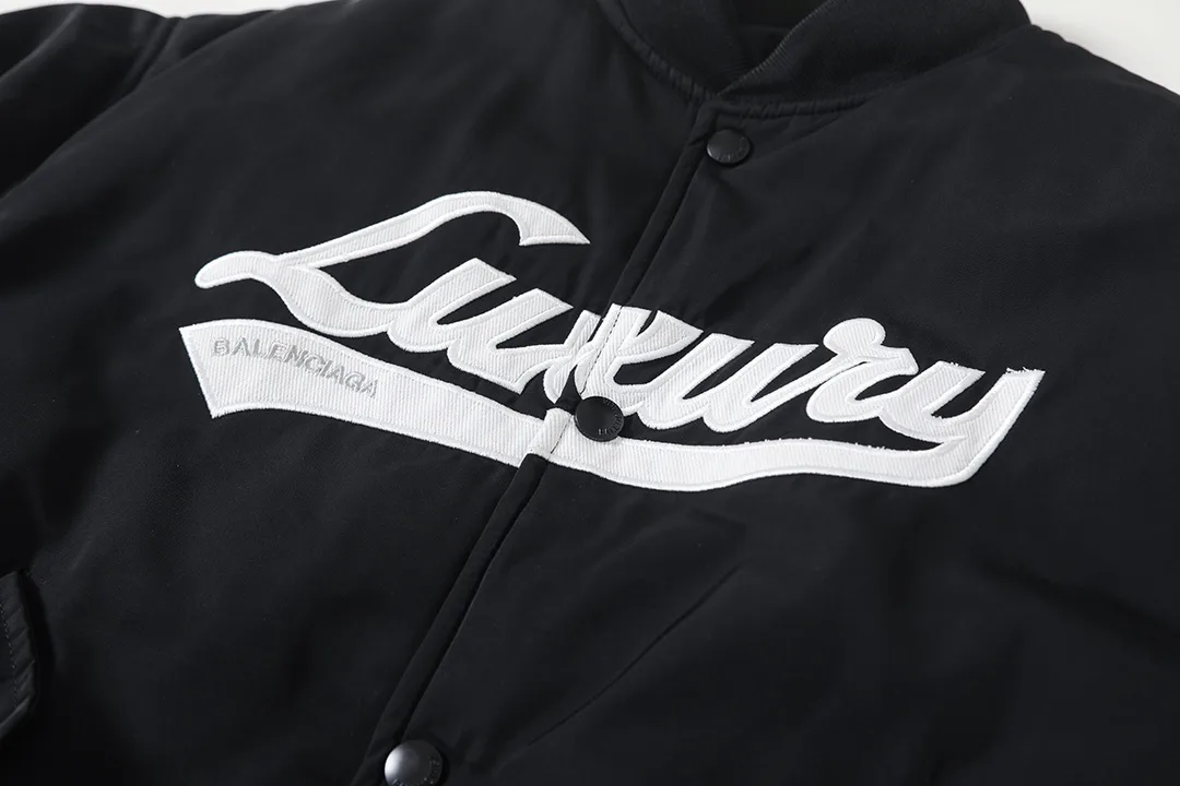 Куртки И Пуховики Женские Balenciaga 5063961