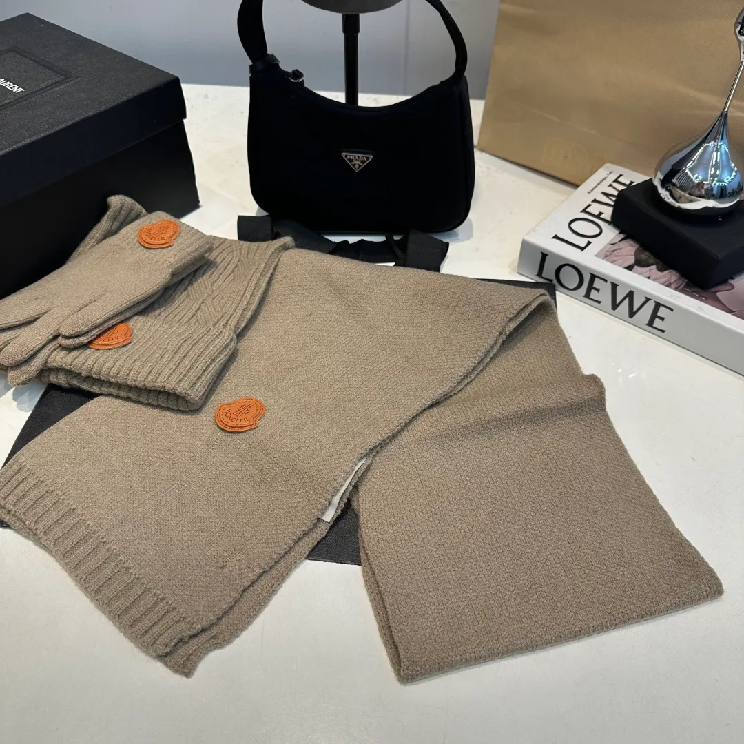 Головные Уборы Moncler 420568