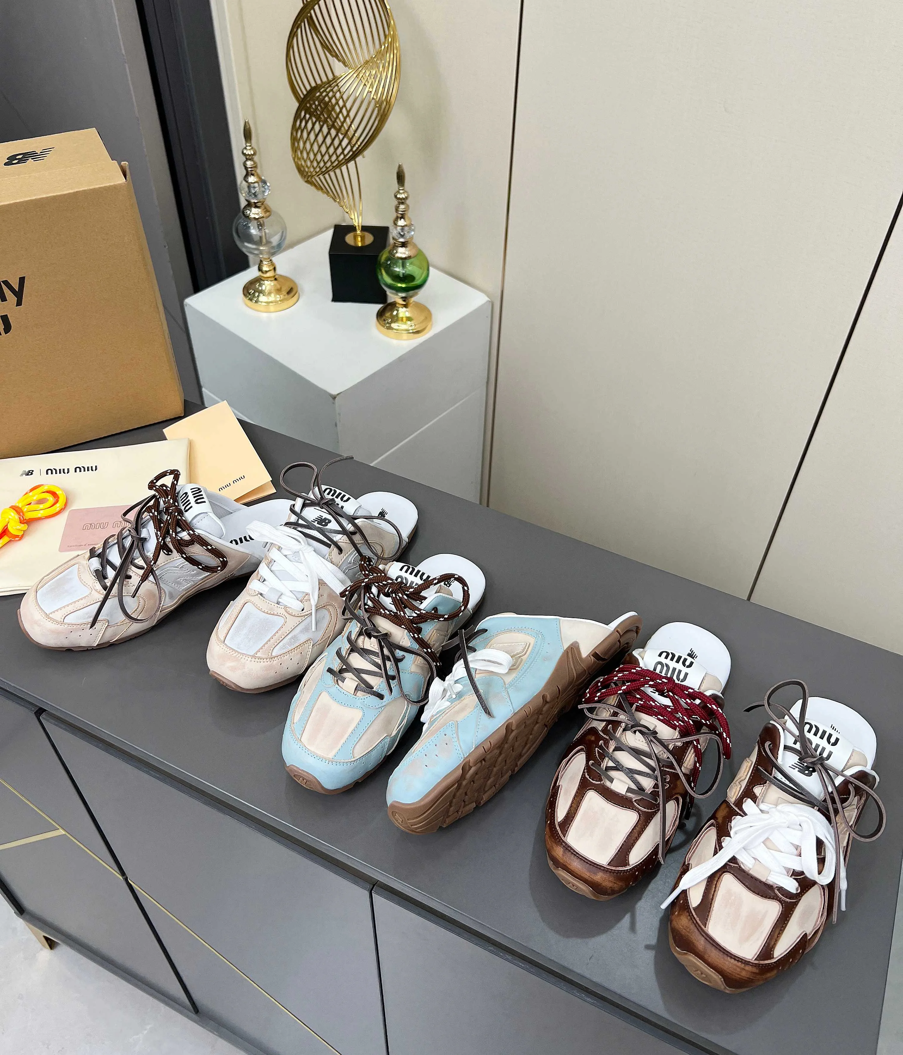 Кроссовки Женские Miu Miu 17949084