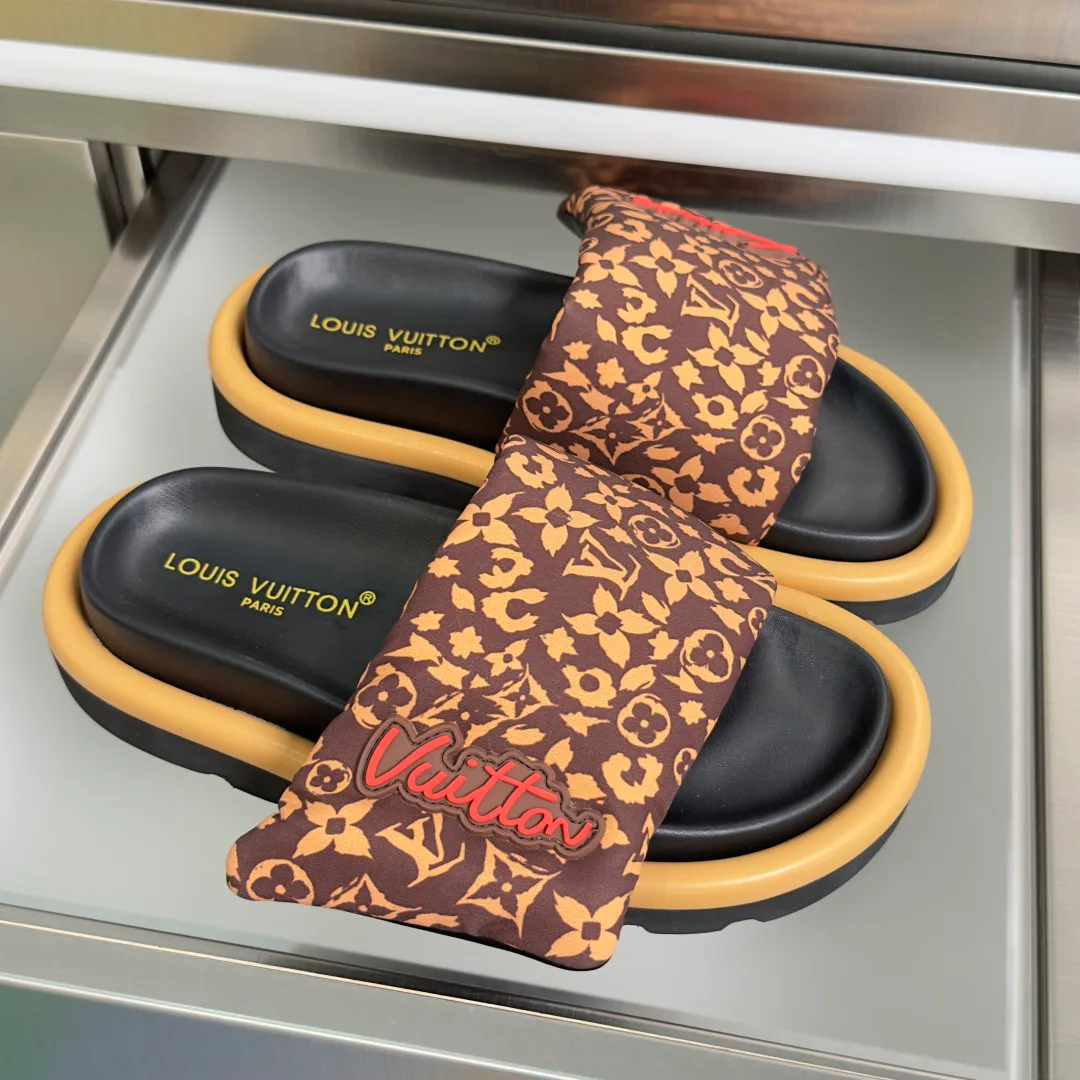 Шлепанцы Женские Louis Vuitton 11651027
