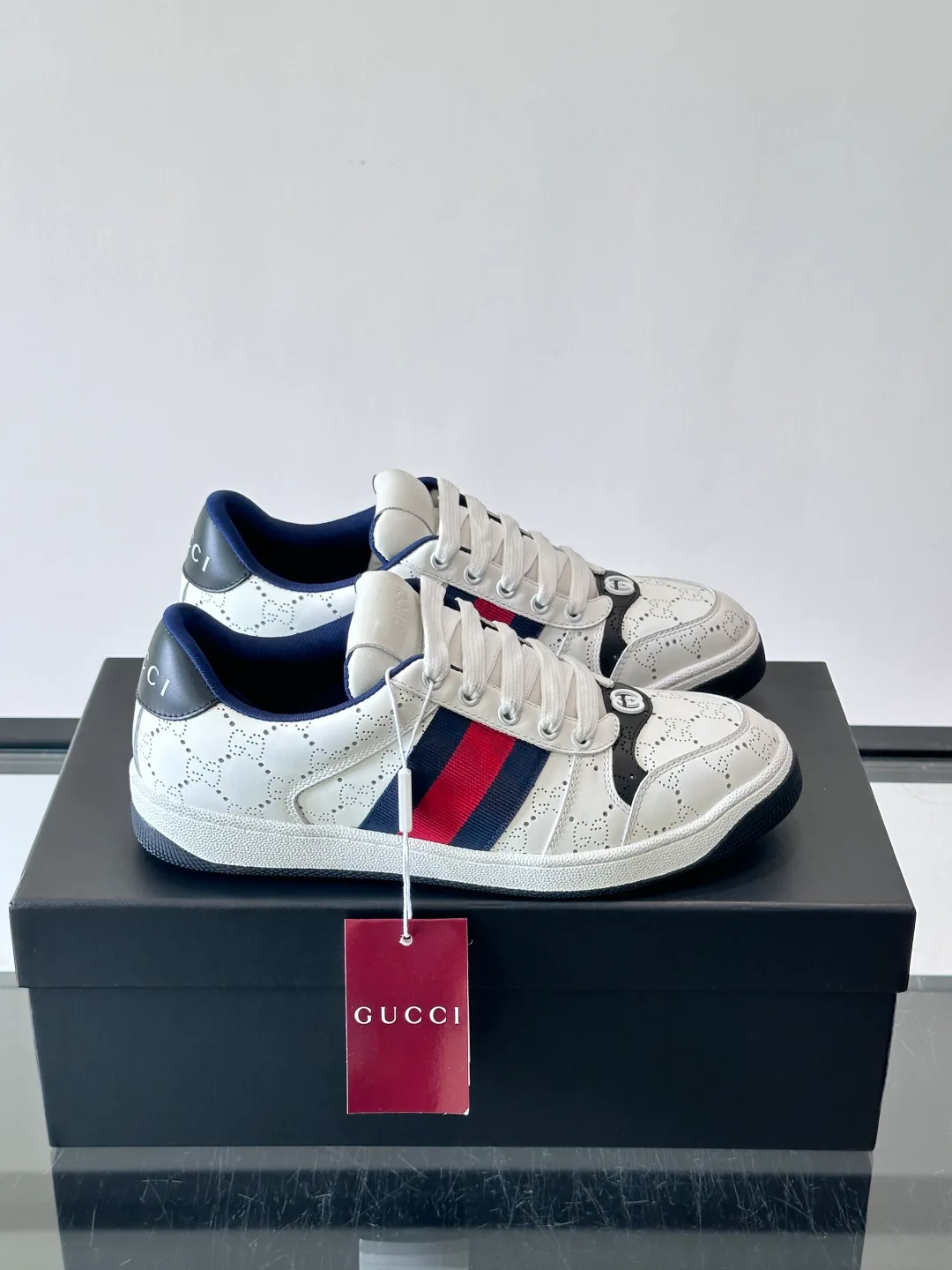 Кроссовки Женские Gucci 18101954