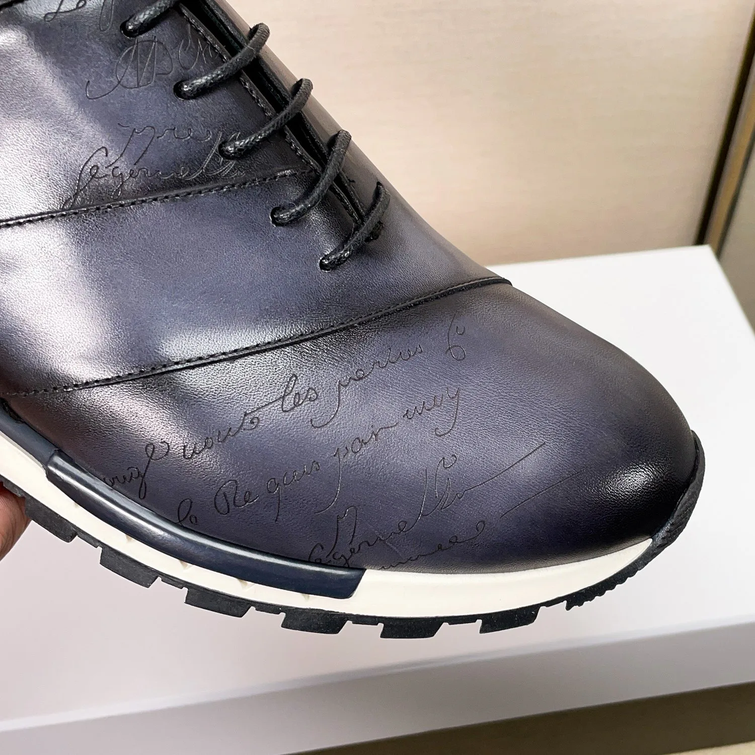 Кроссовки Мужские Berluti 21282