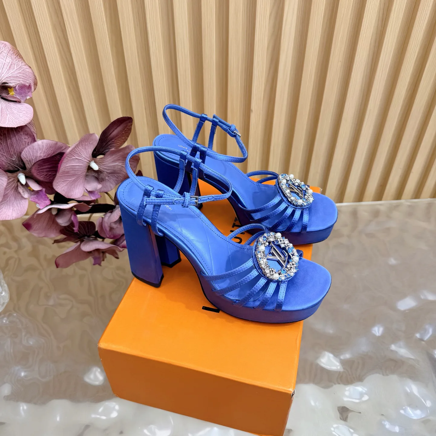 Туфли Женские Louis Vuitton 11411867