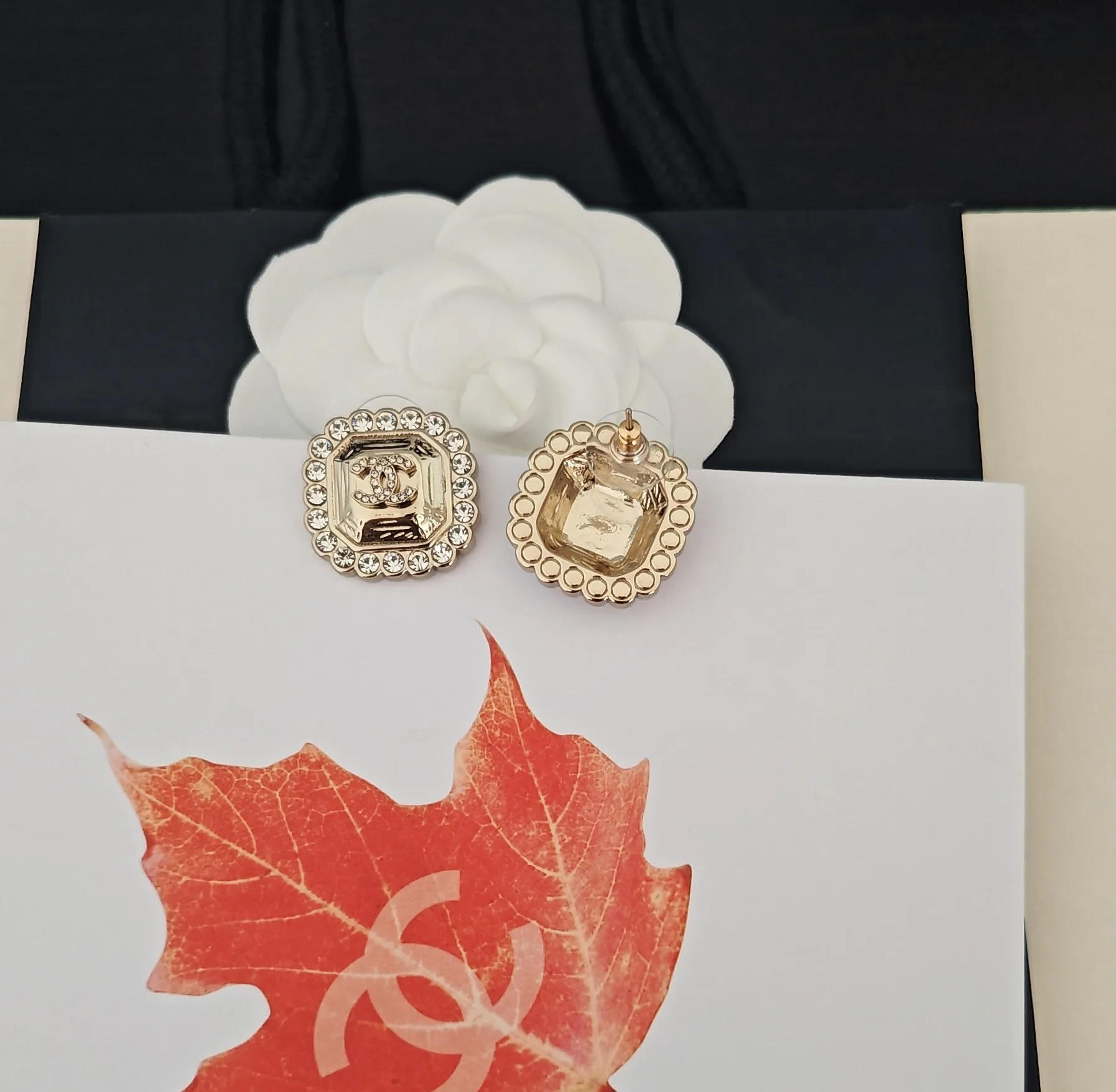 Бижутерия Chanel 225182