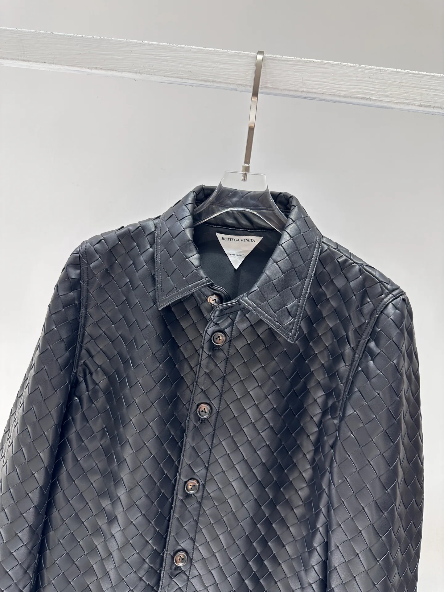Кожаные Куртки И Дублёнки Женские Bottega Veneta 11759399
