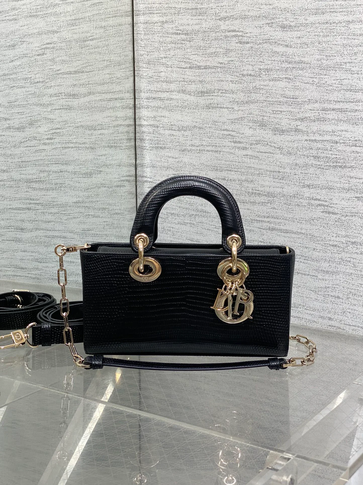 Классические Сумки Женские Christian Dior 11412677