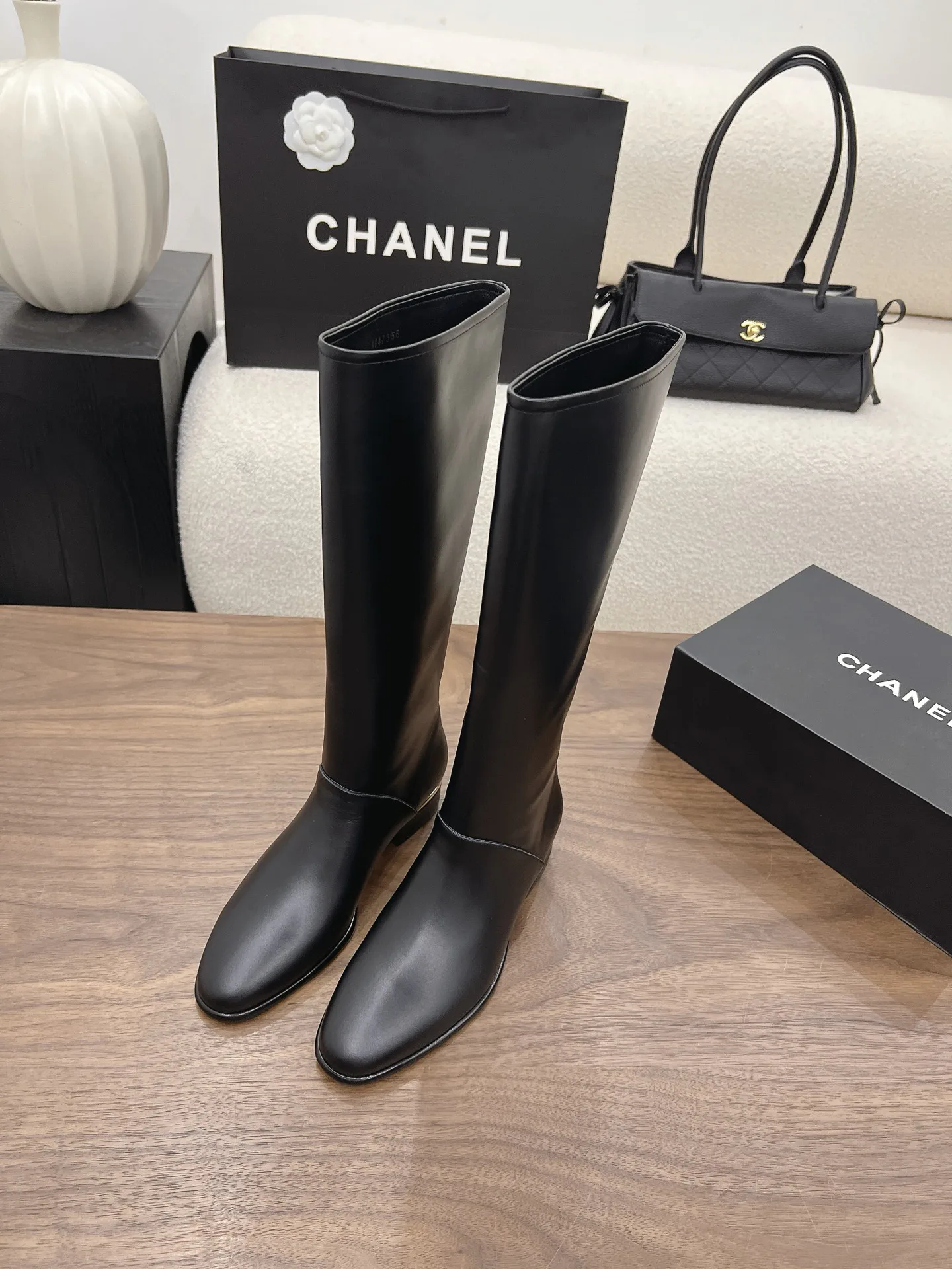 Сапоги Женские Chanel 17302931