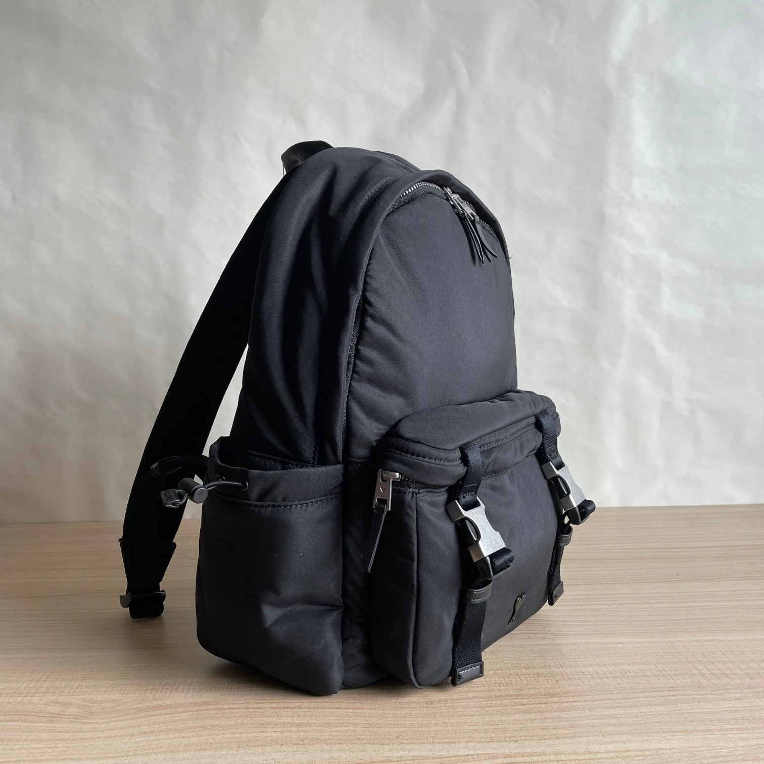 Рюкзаки Женские Ami Paris 1270013