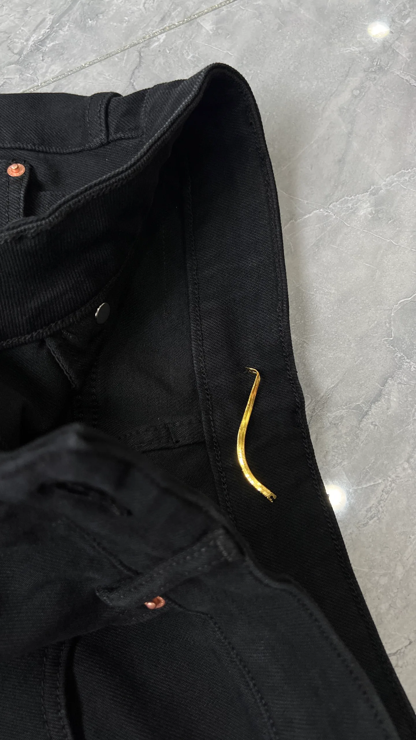 Джинсы Женские Saint Laurent 18993265
