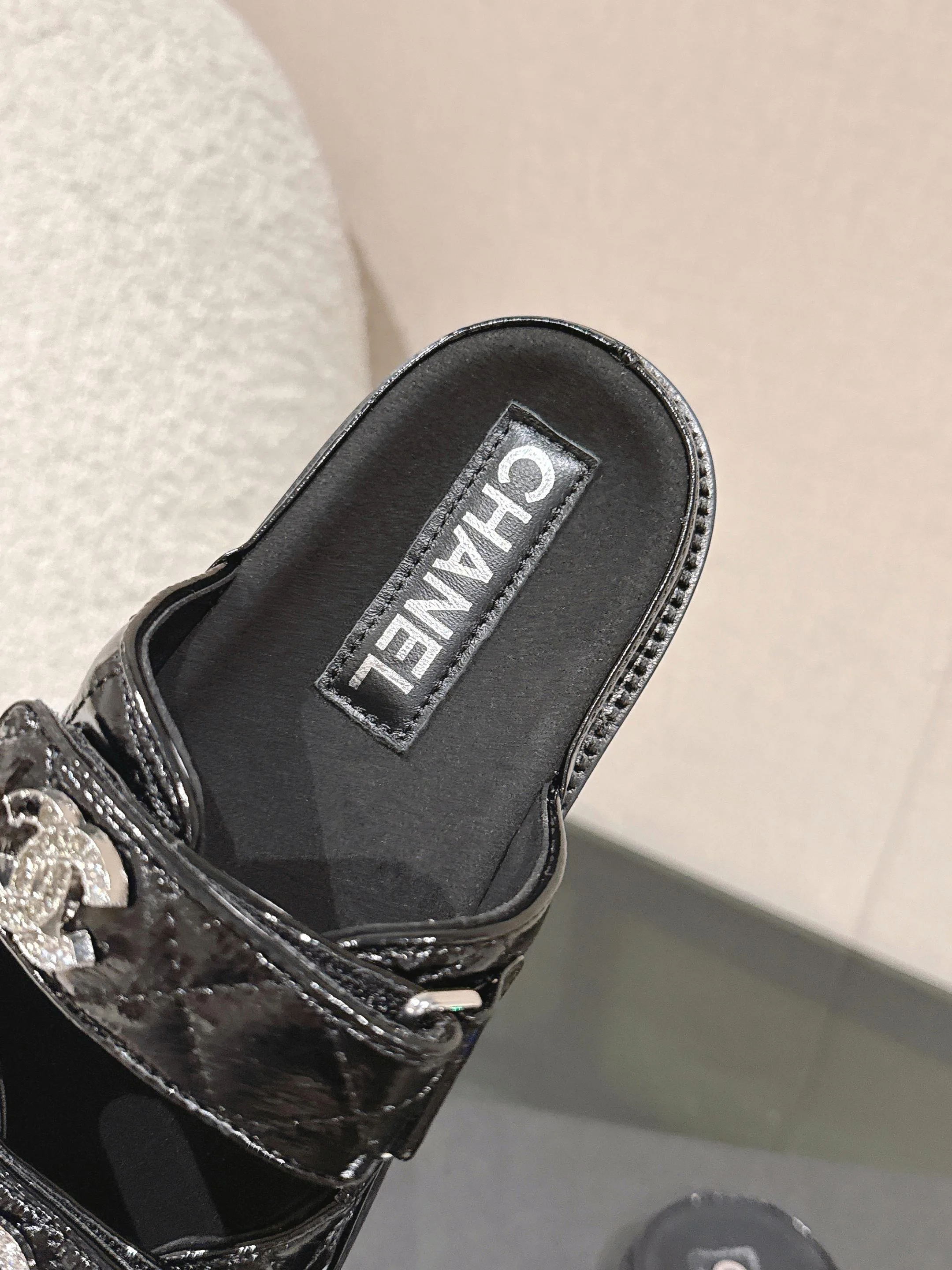 Шлепанцы Женские Chanel 22096