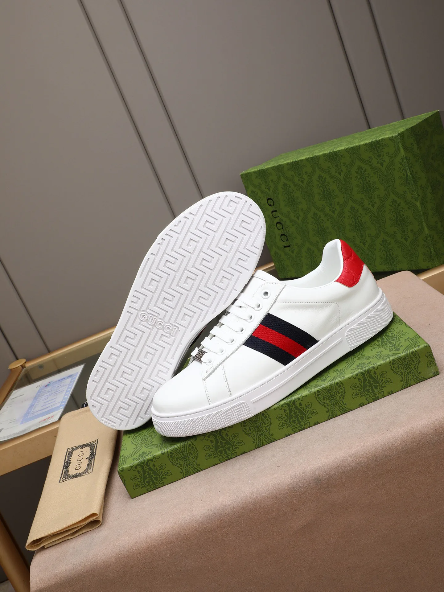 Кроссовки Мужские Gucci 11650914