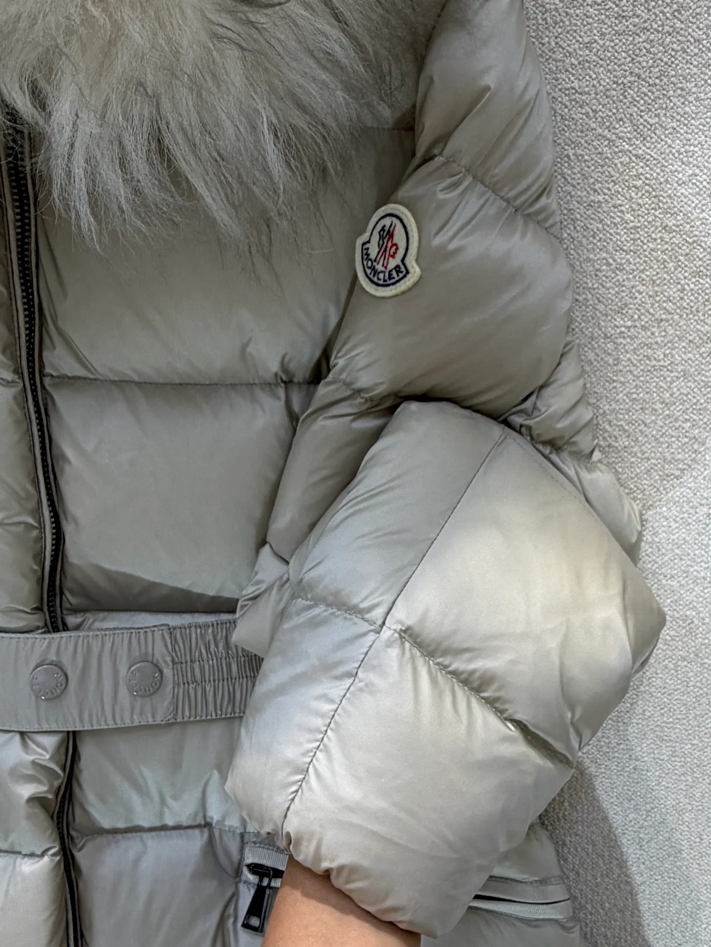 Куртки И Пуховики Женские Moncler 19335009