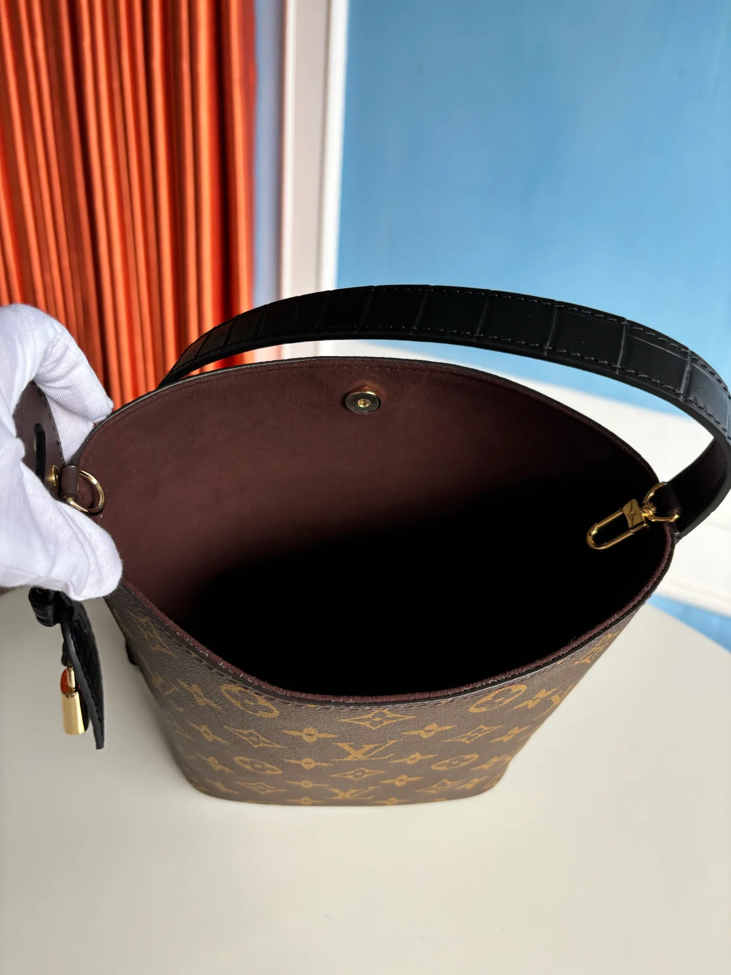 Классические Сумки Женские Louis Vuitton 12772648
