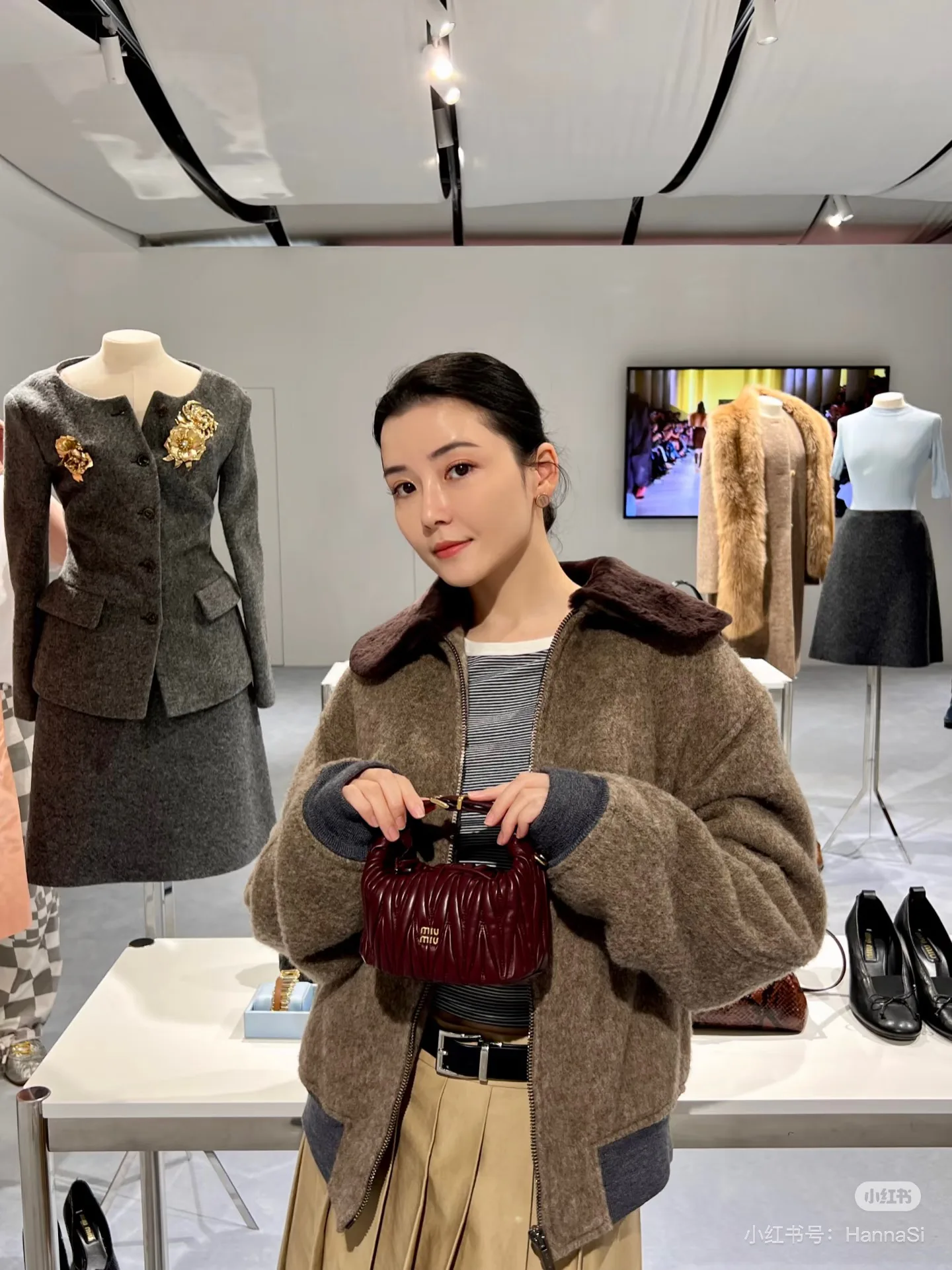 Куртки И Пуховики Женские Miu Miu 19583000