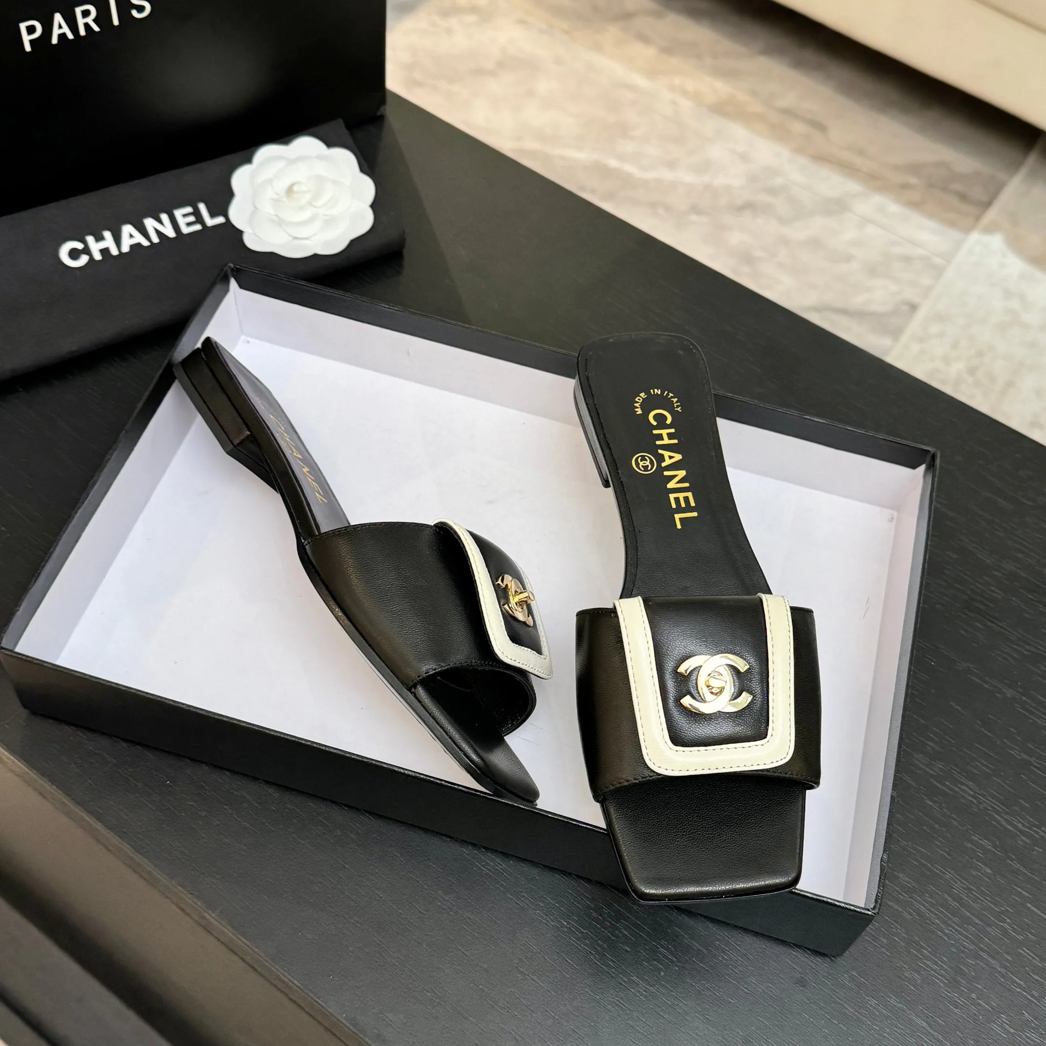 Шлепанцы Женские Chanel 11659009